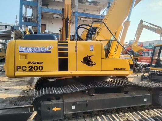 Japonya Komatsu PC220 6 Ekskavatörü Kullandı Hidrolik Çekiçle Basit İşleme