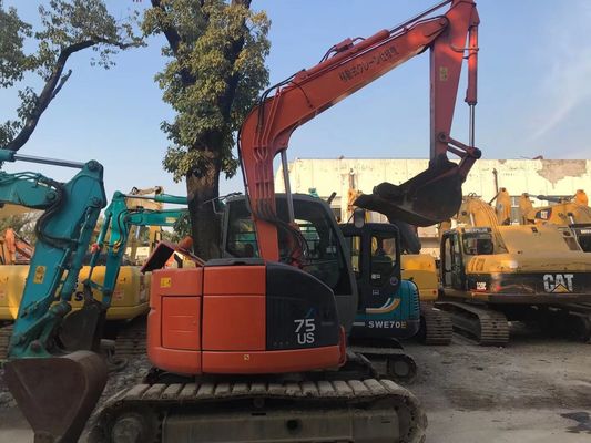 Japonya Kullanılmış Ekskavatör ZX75US-3 Enerji tasarruflu Hitachi Crawler Ekskavatörü
