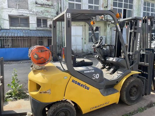 Kullanılmış Komatsu 3 Ton Gaz Forklift İyi durumda Kullanılmış 3 Ton Forklift