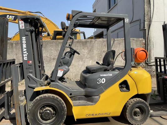 Kullanılmış Komatsu 3 Ton Gaz Forklift İyi durumda Kullanılmış 3 Ton Forklift