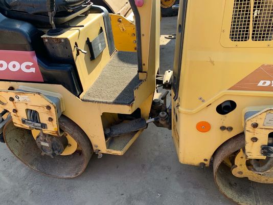 Kullanılmış CC300G Dynapac Çift Davullu Roller İyi Durum Sabit İşlem