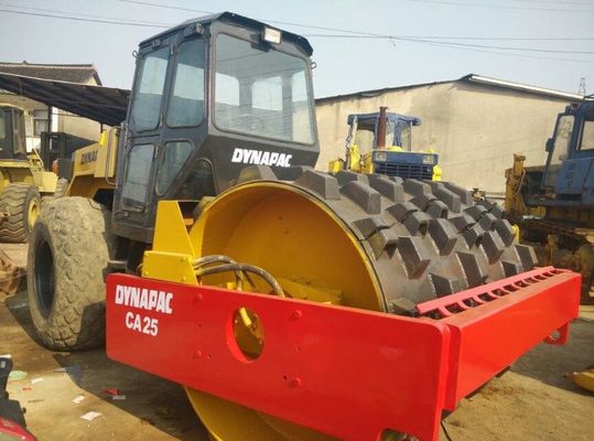 Kullanılmış CA25 Dynapac Tek Davullu Roller Koyun Ayakları ile Sabit Çalışma