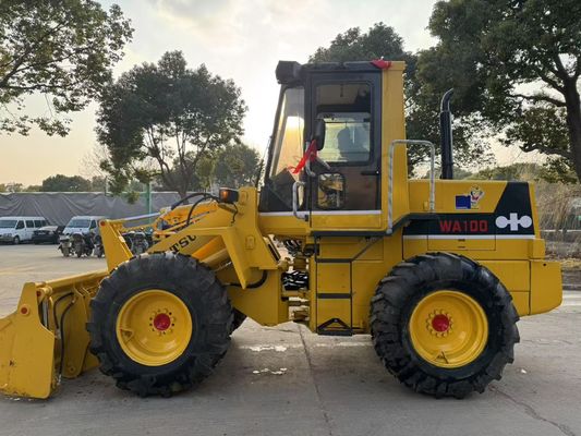 Orijinal Japonya Kullanılmış Komatsu WA100-1 Çarklı Yükleyici Bahçede Çalışmak