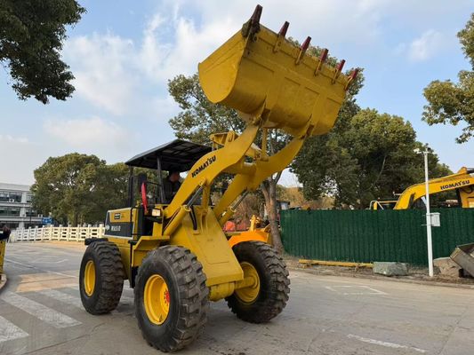 Japonya orijinal kullanılmış Komatsu WA510 mini tekerlekli yükleyiciler iyi durumda çalışıyor