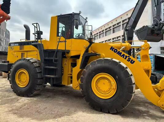 Tekerlekli Komatsu WA500-3 kullanılmış, mükemmel durumda.