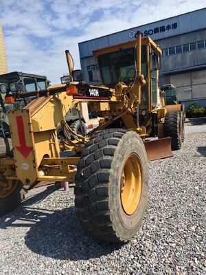 Orijinal Renkli Kullanılmış CAT 140H Motor Grader Adapte edilebilir Kılıç Hareketiyle